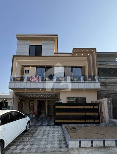 7 Marla double story house for sale 7 Marla double story house for sale