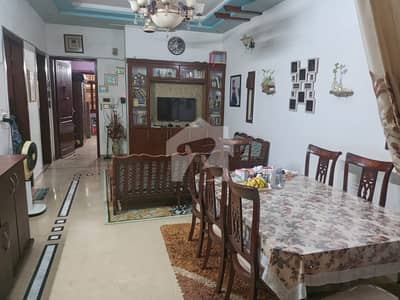 300 Sq Well Mainted Portion On Ground Floor West Open Separtate Gate