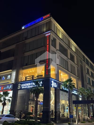 ڈیفینس رایا ڈی ایچ اے ڈیفینس,لاہور میں 8 مرلہ Studio دفتر 1.8 لاکھ میں کرایہ پر دستیاب ہے۔ ڈیفینس رایا ڈی ایچ اے ڈیفینس,لاہور میں 8 مرلہ Studio دفتر 1.8 لاکھ میں کرایہ پر دستیاب ہے۔