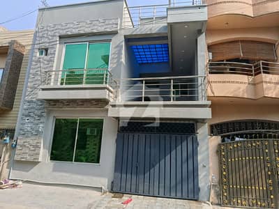 Like Brand New Double Story House 4 Master Bed