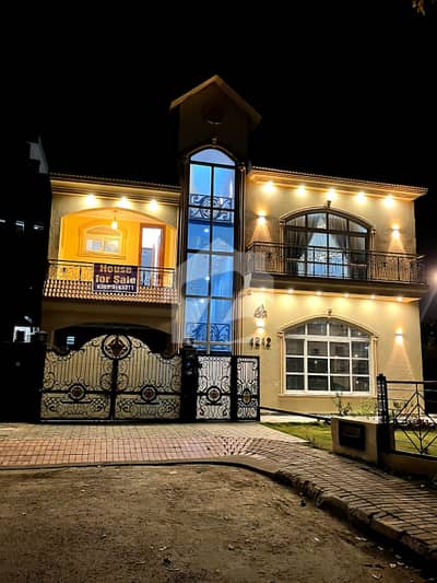 11marla corner house for sale in overseas 6