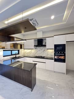 5 bed full house available for sale in F11 5 bed full house available for sale in F11