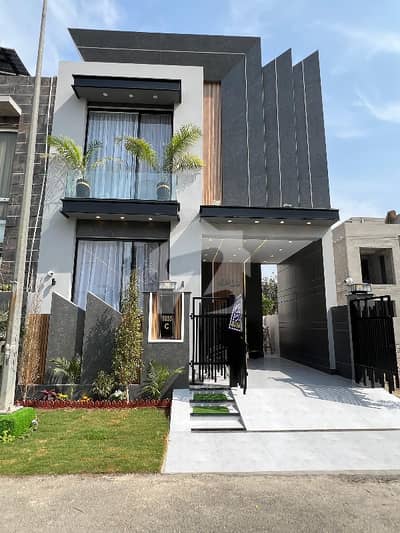 5 marla elegant house for sale in DHA phase 9 town