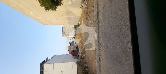 800 YARDS DEMOLISH CONDITION BUNGALOW FOR SALE PHASE 5 DHA