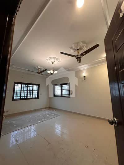 1000yards Beautiful Bungalow Available On Khy Shabaz Dha Phase 7