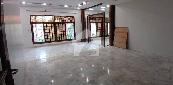 900 Yard Ground Plus One With Basement Independent Banglow Rent For Office Use
