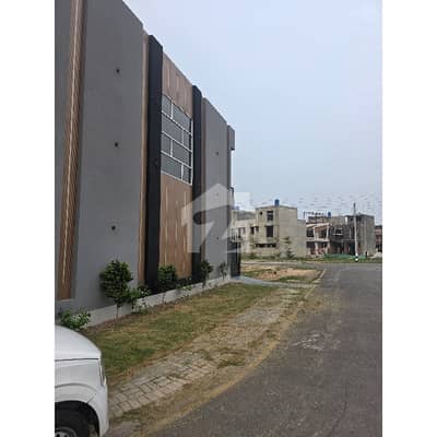 05-Marla Corner Double Story Ultra Modern Luxury Full House Is Available For Rent