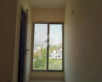 Get This Amazing 400 Square Feet Flat Available In Margalla View Housing Society