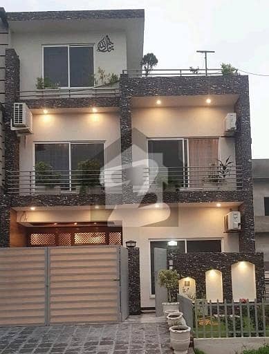 ڈی ۔ 12/1 ڈی ۔ 12,اسلام آباد میں 3 کمروں کا 4 مرلہ مکان 4.5 کروڑ میں برائے فروخت۔ ڈی ۔ 12/1 ڈی ۔ 12,اسلام آباد میں 3 کمروں کا 4 مرلہ مکان 4.5 کروڑ میں برائے فروخت۔