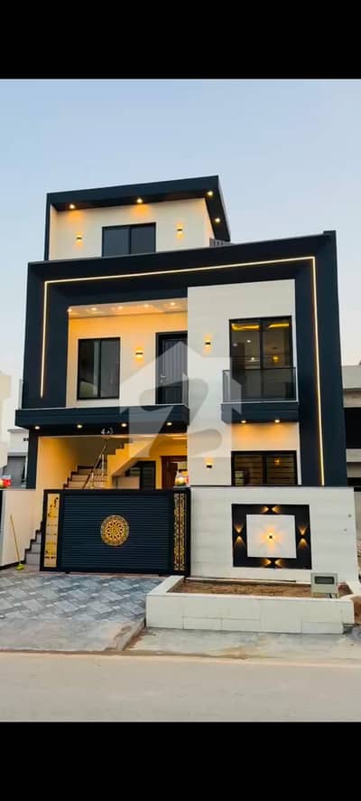House For Sale In Faisal Town - F-18