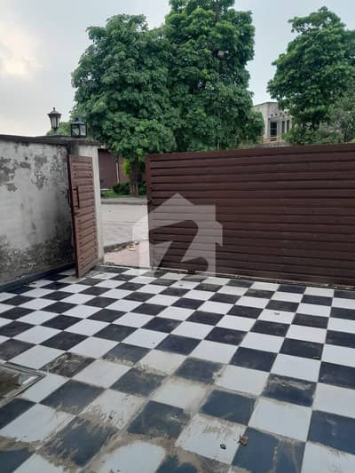 بحریہ ٹاؤن فیز 4 بحریہ ٹاؤن راولپنڈی,راولپنڈی میں 4 کمروں کا 10 مرلہ مکان 3.95 کروڑ میں برائے فروخت۔ بحریہ ٹاؤن فیز 4 بحریہ ٹاؤن راولپنڈی,راولپنڈی میں 4 کمروں کا 10 مرلہ مکان 3.95 کروڑ میں برائے فروخت۔