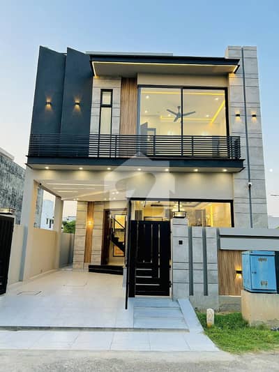 3 Years Installments Plan 1.5 Story 5 Marla Brand New House For Sale In Park View City