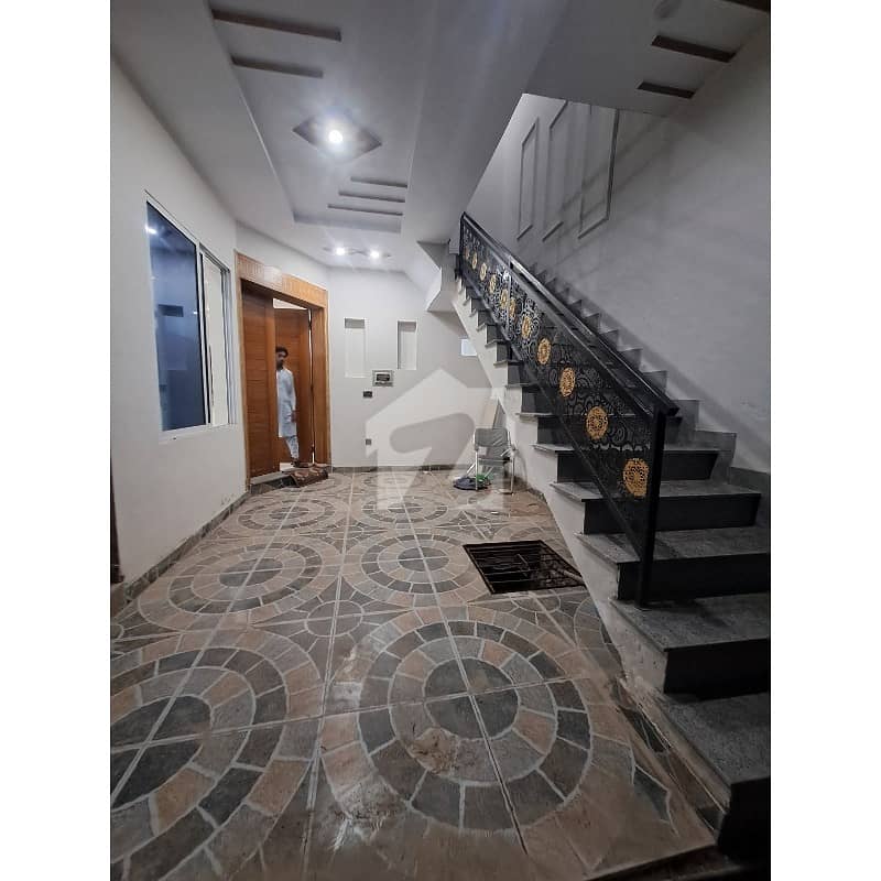 House Of 5 Marla In Bani Gala Is Available House Of 5 Marla In Bani Gala Is Available