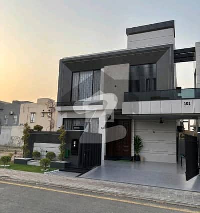 10 MARLA BRAND NEW ULTRA LUXURY MODERN HOUSE FOR SALE IN SECTOR C BLOCK BAHRIA TOWN LAHORE 10 MARLA BRAND NEW ULTRA LUXURY MODERN HOUSE FOR SALE IN SECTOR C BLOCK BAHRIA TOWN LAHORE