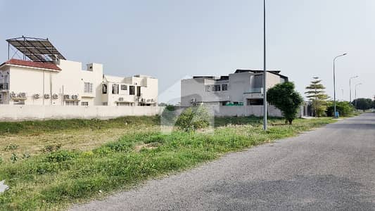 **1 Kanal Premium Plot For Sale In DHA Phase 7, P Block | Ideal Location** **1 Kanal Premium Plot For Sale In DHA Phase 7, P Block | Ideal Location**