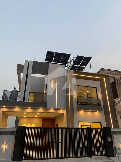 Ideal Prime Location 10 Marla House Has Landed On Market In DHA Phase 1 - Sector B1, Multan