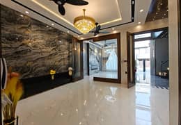 10 MARLA BRAND NEW LUXUARY FULL HOUSE FOR RENT IN RAFI BLOCK BAHRIA TOWN LAHORE