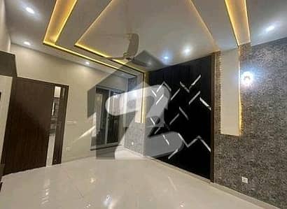 10 MARLA BRAND NEW UPPER PORTION FOR RENT IN JASMINE BLOCK BAHRIA TOWN LAHORE