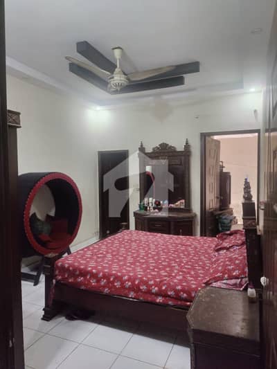 Very Beautiful Huge 200 Square Yards Ground Floor Portion