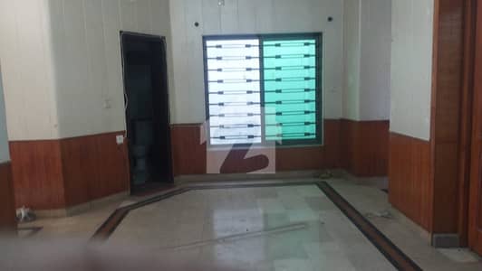 ای ۔ 11 اسلام آباد میں 6 کمروں کا 7 مرلہ مکان 2.2 لاکھ میں کرایہ پر دستیاب ہے۔