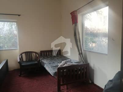 Semi Furnished 01 BEDROOM WITH ATTACH BATHROOM IN BASEMENT Available For Rent ONLY FOR MALE BACHLORS Semi Furnished 01 BEDROOM WITH ATTACH BATHROOM IN BASEMENT Available For Rent ONLY FOR MALE BACHLORS