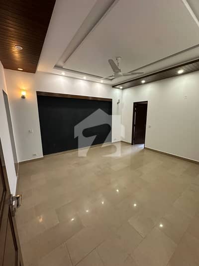 Dha phase 8 Kanal upper portion For Rent