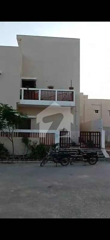 نیا ناظم آباد ۔ بلاک سی نیا ناظم آباد,کراچی میں 6 کمروں کا 10 مرلہ مکان 6.6 کروڑ میں برائے فروخت۔