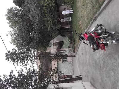 property for Rent 1.5 kanal house in commercial area near to bilal hospital rwp in second property for Rent 1.5 kanal house in commercial area near to bilal hospital rwp in second