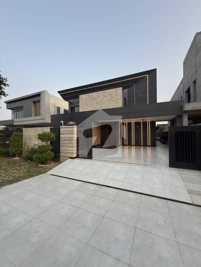 1 KANAL ULTRA-MODERN DESIGNER HOUSE FOR SALE AT INVESTOR RATE | PRIME LOCATION