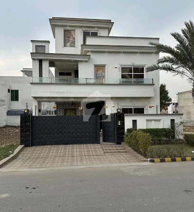سٹی ہاؤسنگ سوسائٹی گوجرانوالہ میں 5 کمروں کا 10 مرلہ مکان 3.5 کروڑ میں برائے فروخت۔ سٹی ہاؤسنگ سوسائٹی گوجرانوالہ میں 5 کمروں کا 10 مرلہ مکان 3.5 کروڑ میں برائے فروخت۔