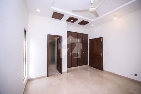 Dha 9 Town 5 Marla For Rent