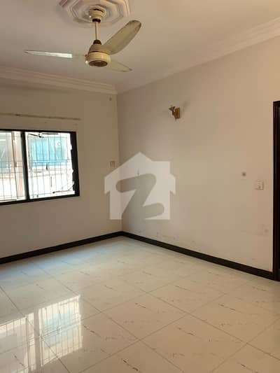 3 Bedroom Apartments Nishat Commercial