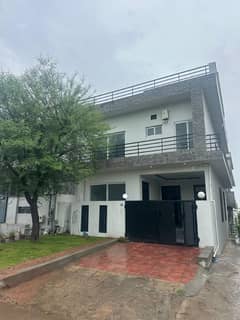 D-12 Islamabad 5Marla House For Rent 4bed With Washroom Drawing Dining Tvl 2kichen Mumty Parking No Gas Parking Front Open Basement Full Hall D-12 Islamabad 5Marla House For Rent 4bed With Washroom Drawing Dining Tvl 2kichen Mumty Parking No Gas Parking Front Open Basement Full Hall