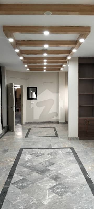 Brand New Office Area 1050 Square Feet Available For Rent In Gulberg 3 Lahore