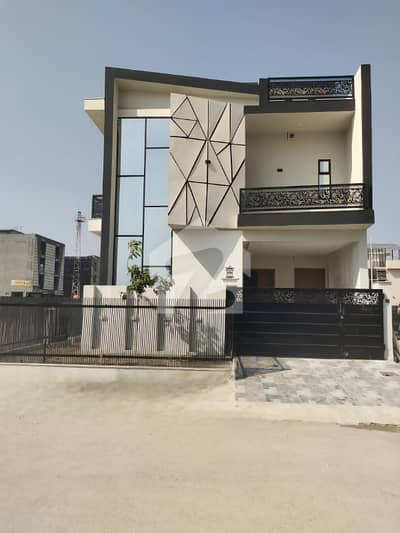 5 Marla Corner Designer House