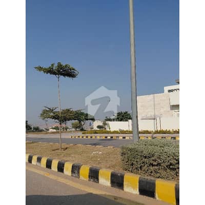 Dha Phase 3 Sector A Street 5D Back Opne  Near Park