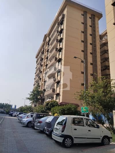 Brand New 3 Bed Apartment Available For Rent in Askari 11 Lahore