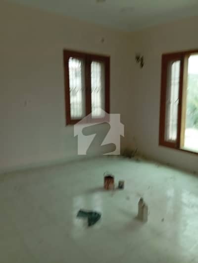 Upper Floor Portion West Open Corner Bungalow Vip Location