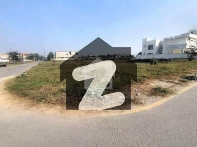 ڈی ایچ اے فیز9 پریزم - بلاک اے ڈی ایچ اے فیز9 پریزم,ڈی ایچ اے ڈیفینس,لاہور میں 1 کنال رہائشی پلاٹ 3.65 کروڑ میں برائے فروخت۔ ڈی ایچ اے فیز9 پریزم - بلاک اے ڈی ایچ اے فیز9 پریزم,ڈی ایچ اے ڈیفینس,لاہور میں 1 کنال رہائشی پلاٹ 3.65 کروڑ میں برائے فروخت۔