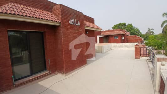 16 Marla Owner Built Bungalow For Sale In Valencia Town Lahore