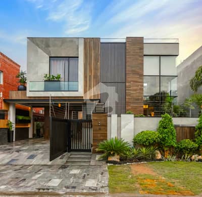 Kanal Mohsin ALi Design Brand New House For Sale At Hot Location Close To Mosque And Raya Fairways