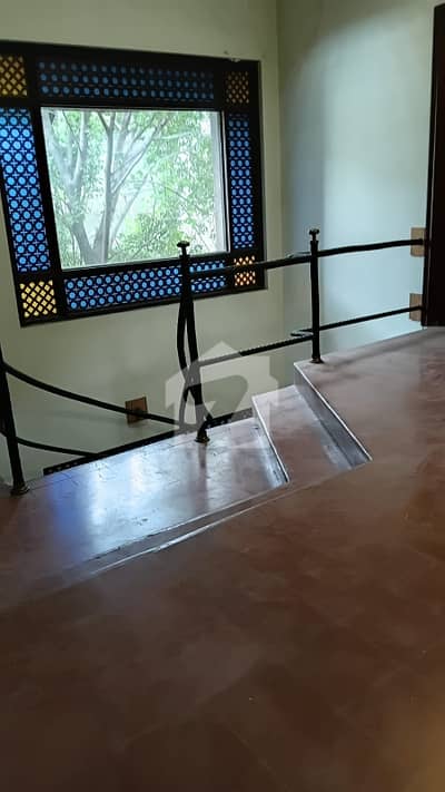 24 MARLA HOUSE FOR SALE CAVALRY GROUND