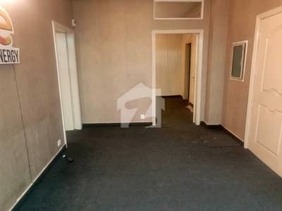 4 Marla Ground Floor Office For Rent In DHA Phase 4, Block DD (CCA) - Prime Faicing Parking