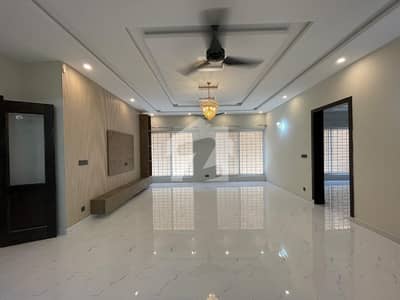 1 Kanal Luxury House For Rent DHA Phase 2