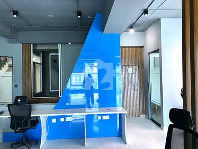 Semi-Furnished Office Space for Rent Gulberg Green, Islamabad Prime Location: Gulberg Green, Islamabad Covered Area: 2,700 Sq. Ft. Floor: 3rd Floor Rent Demand: PKR 4.50 Lac / Month