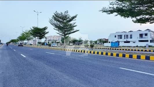DHA Phase 7 Premium 1 Kanal Plot For Sale