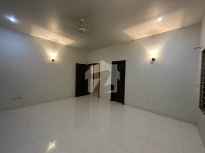 3B DD 1600SQ FEET FLAT FOR SALE 3B DD 1600SQ FEET FLAT FOR SALE