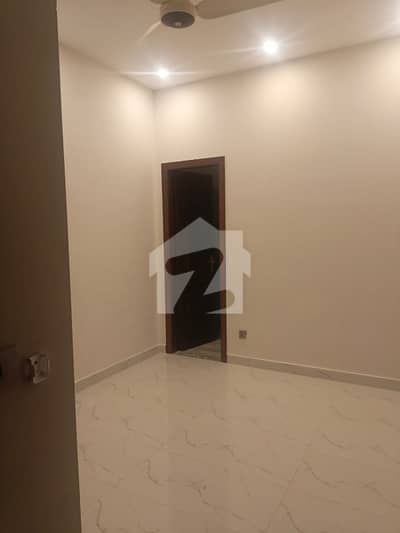 4 Marla Brand new flat available for rent silent office or job holders near ucp University or shaukat khanum hospital or abdul sattar eidi road M2 or emporium mall
