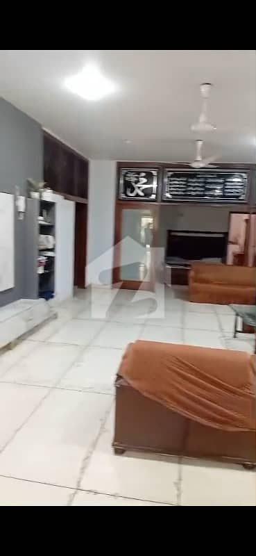 A 1200 Square Yards Lower Portion Is Up For Grabs In Jamshed Town