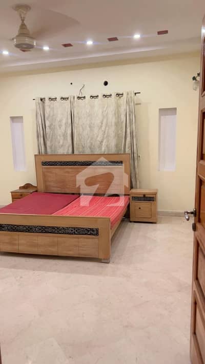 1 Kanal 1 Bed Fully Furnished Tvl Kitchen Sharing In Dha Phase 6 Near Dha Raya Ideal 2 Females